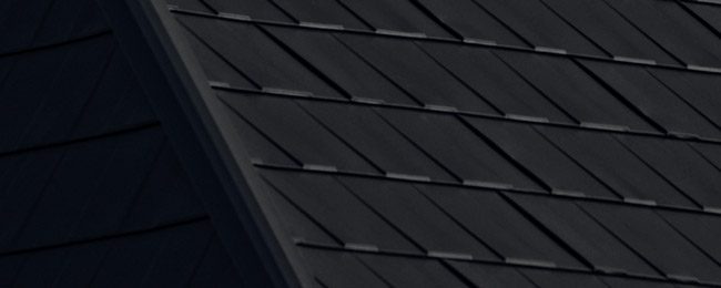 Wakefield Bridge™ Black Mica Roofing